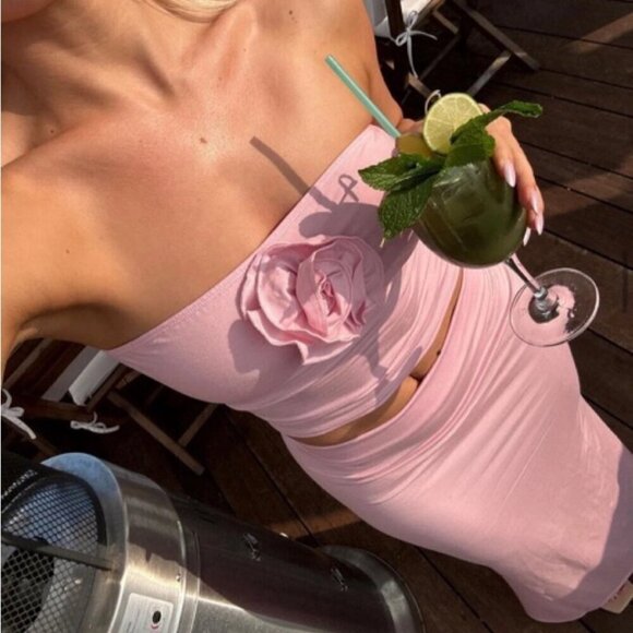 REFORMATION Adalynn Knit Two Piece in Pink Rose Size Small (Skirt) Medium (Top) - Picture 2 of 16